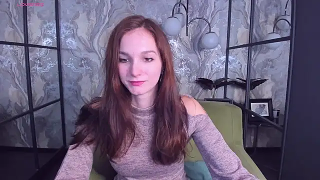 Snapshot of MirandaGlow chatting on February 2025 05:52:02 AM MirandaGlow online show from February 2025 05:52:02 AM