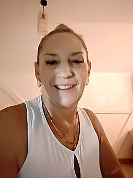 Snapshot of Lossexycacha chatting on March 2025 08:20:02 AM Lossexycacha online show from March 2025 08:20:02 AM