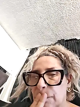 Snapshot of Lossexycacha chatting on November 2025 10:24:01 PM Lossexycacha online show from November 2025 10:24:01 PM