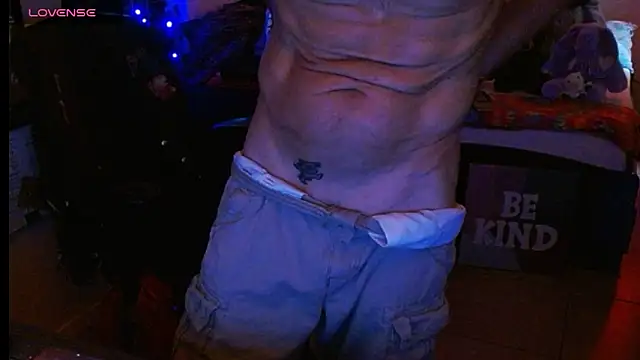 Snapshot of mycock2474u chatting on March 2025 06:39:02 PM mycock2474u online show from March 2025 06:39:02 PM