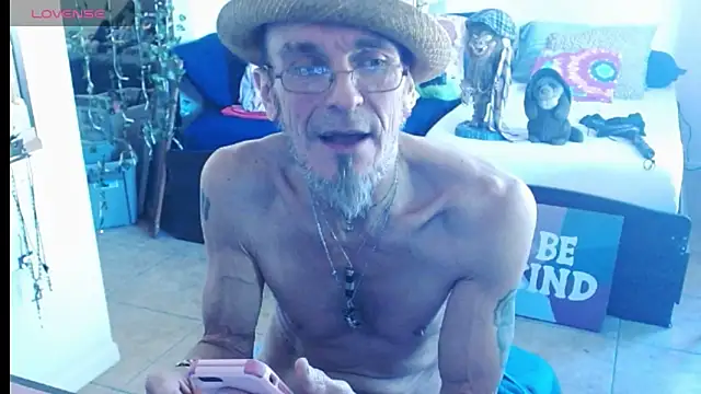 Snapshot of mycock2474u chatting on March 2025 04:40:02 PM mycock2474u online show from March 2025 04:40:02 PM