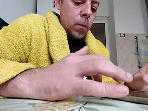 Snapshot of david_geam chatting on April 2026 05:27:01 AM david geam online show from April 2026 05:27:01 AM