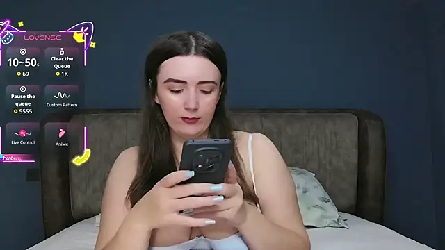 IamMolly online show from September 2025 07:47:01 PM