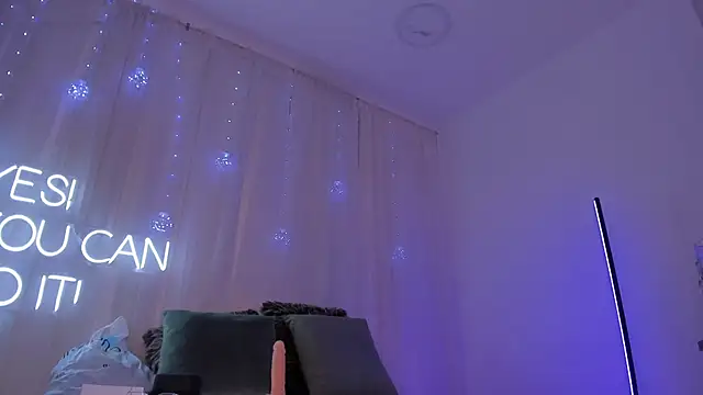 Snapshot of carolgaita chatting on February 2025 05:26:02 PM carolgaita online show from February 2025 05:26:02 PM