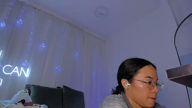 Snapshot of carolgaita chatting on February 2025 09:06:02 PM carolgaita online show from February 2025 09:06:02 PM