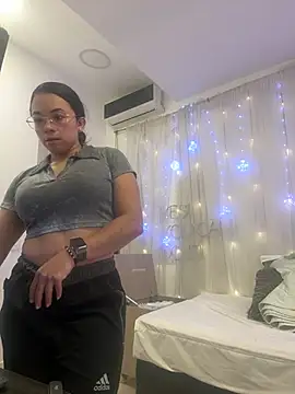 Snapshot of carolgaita chatting on February 2025 11:55:01 AM carolgaita online show from February 2025 11:55:01 AM