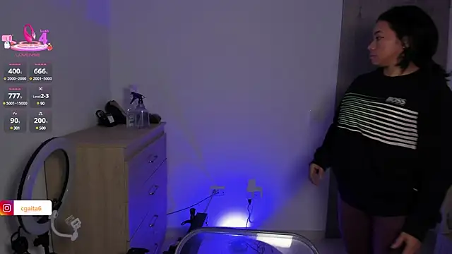 Snapshot of carolgaita chatting on March 2025 11:32:01 AM carolgaita online show from March 2025 11:32:01 AM