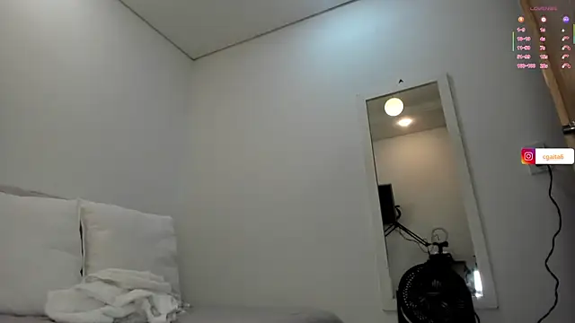 Snapshot of carolgaita chatting on November 2025 11:10:01 AM carolgaita online show from November 2025 11:10:01 AM