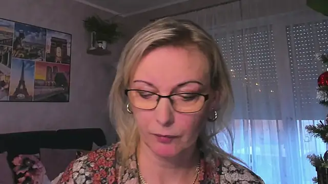 vanessa chat online show from January 2025 02:18:01 PM