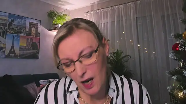 vanessa chat online show from January 2025 06:05:01 PM