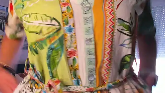 vanessa chat online show from September 2025 01:22:02 PM