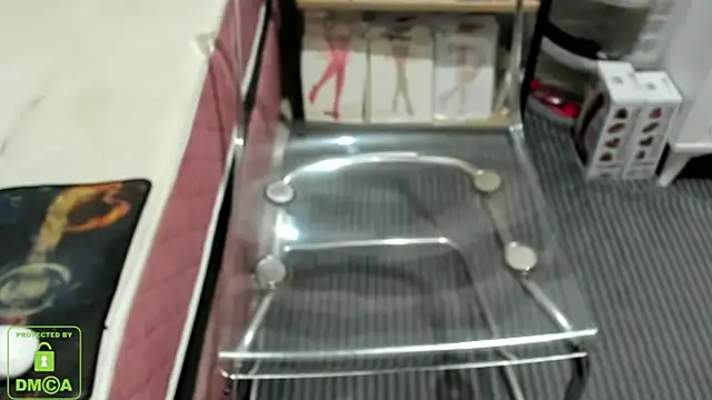 Snapshot of bisexyelizz chatting on November 2025 09:35:02 PM bisexyelizz online show from November 2025 09:35:02 PM