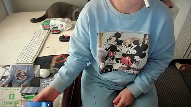 Snapshot of bisexyelizz chatting on December 2025 08:30:02 AM bisexyelizz online show from December 2025 08:30:02 AM