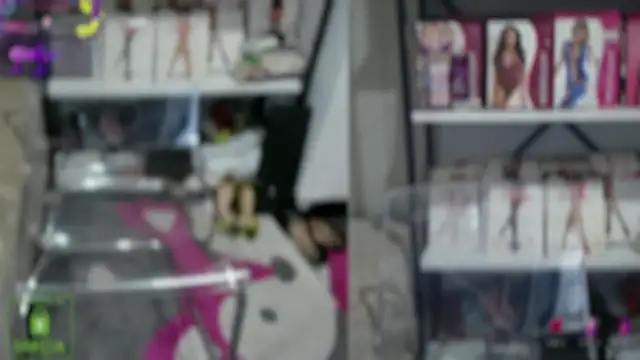 bisexyelizz online show from February 2026 07:43:01 PM