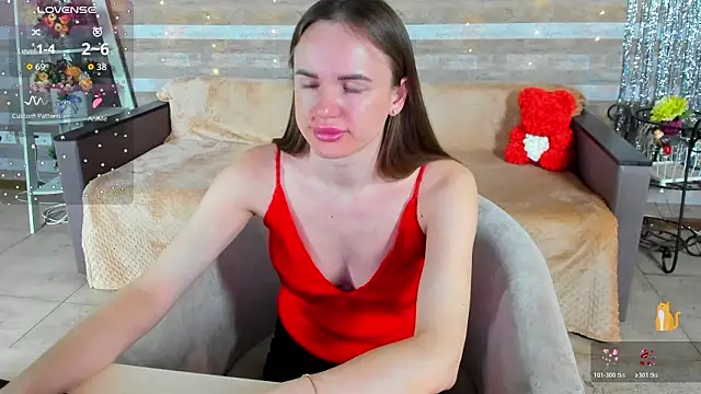 Snapshot of SusanSmit chatting on February 2026 07:54:02 PM SusanSmit online show from February 2026 07:54:02 PM