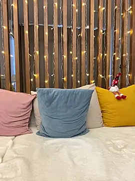 Snapshot of HotyWinter chatting on January 2025 07:12:02 AM HotyWinter online show from January 2025 07:12:02 AM