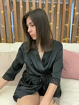 Snapshot of HotyWinter chatting on February 2025 05:15:01 AM HotyWinter online show from February 2025 05:15:01 AM