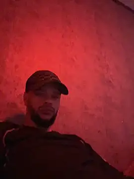 Snapshot of Lionayowe chatting on March 2026 02:11:02 PM Lionayowe online show from March 2026 02:11:02 PM