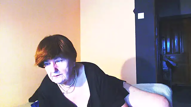 Snapshot of MioritaHard chatting on February 2025 10:12:02 AM MioritaHard online show from February 2025 10:12:02 AM