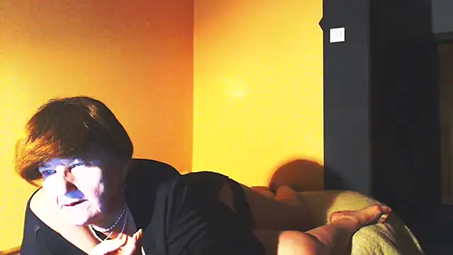 Snapshot of MioritaHard chatting on February 2025 10:33:01 PM MioritaHard online show from February 2025 10:33:01 PM