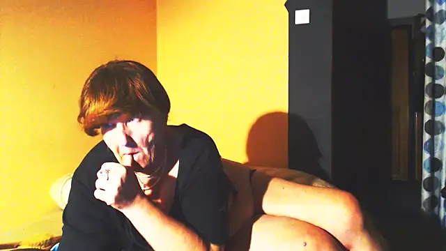 Snapshot of MioritaHard chatting on February 2025 12:52:02 AM MioritaHard online show from February 2025 12:52:02 AM