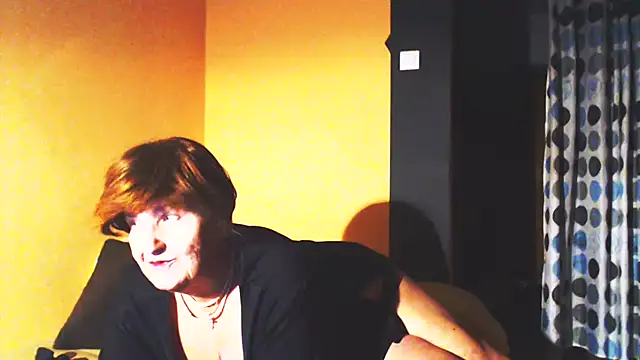 Snapshot of MioritaHard chatting on February 2025 12:47:02 PM MioritaHard online show from February 2025 12:47:02 PM