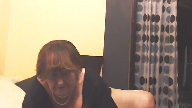 Snapshot of MioritaHard chatting on October 2025 11:32:02 PM MioritaHard online show from October 2025 11:32:02 PM