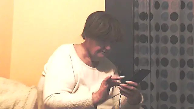 Snapshot of MioritaHard chatting on November 2025 09:52:02 PM MioritaHard online show from November 2025 09:52:02 PM