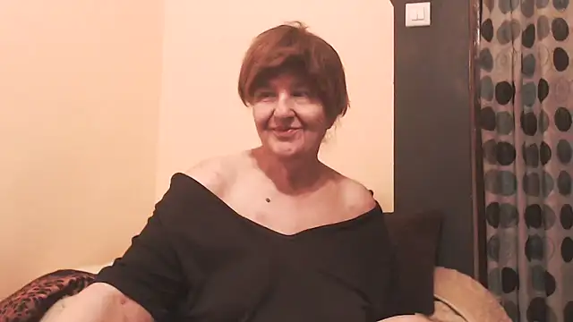 Snapshot of MioritaHard chatting on June 2026 10:03:02 PM MioritaHard online show from June 2026 10:03:02 PM