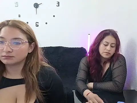 Snapshot of sweety_funny chatting on April 2026 12:11:02 AM sweety funny online show from April 2026 12:11:02 AM