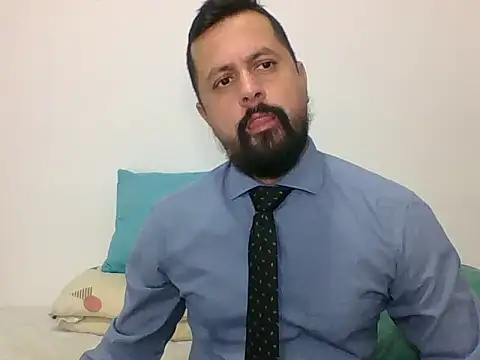 TRIISTAN KING10 online show from March 2025 08:27:01 PM