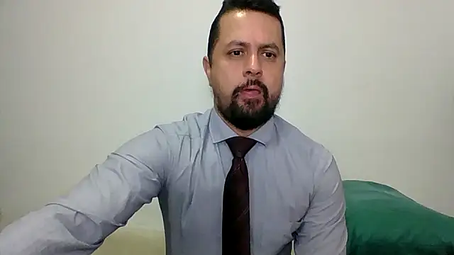 TRIISTAN KING10 online show from February 2026 03:41:02 PM