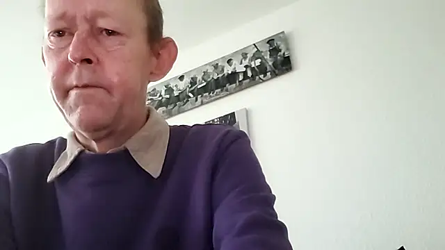 Snapshot of sissy501 chatting on September 2025 01:38:01 PM sissy501 online show from September 2025 01:38:01 PM