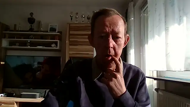 Snapshot of sissy501 chatting on September 2025 03:06:02 PM sissy501 online show from September 2025 03:06:02 PM