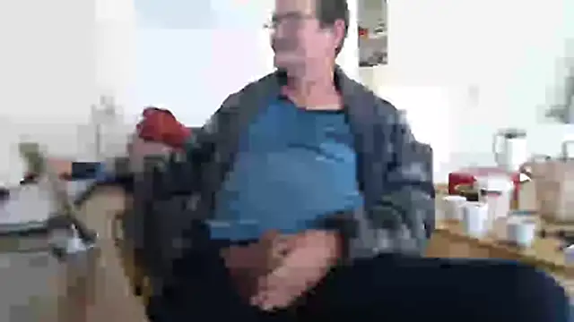 Snapshot of silvio-aus-luzern-CH chatting on March 2026 01:36:01 PM silvio-aus-luzern-CH online show from March 2026 01:36:01 PM