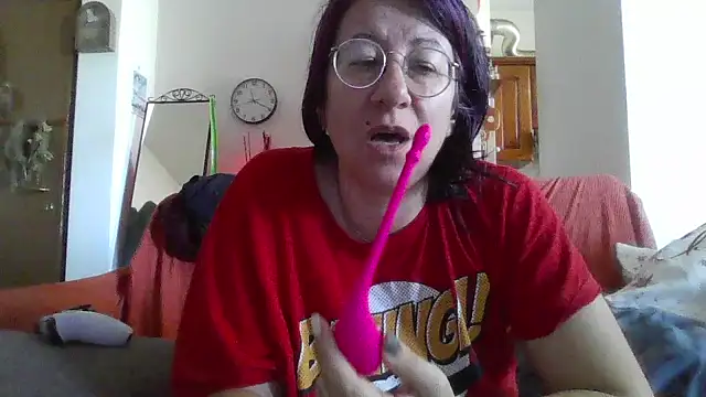 Snapshot of milkarock chatting on April 2026 09:21:02 AM milkarock online show from April 2026 09:21:02 AM