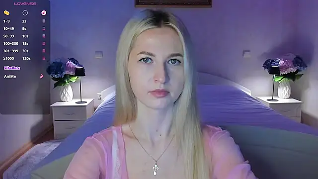 Snapshot of AnnaCarrera chatting on February 2026 07:56:02 PM AnnaCarrera online show from February 2026 07:56:02 PM