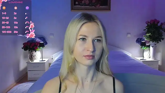 Snapshot of AnnaCarrera chatting on March 2026 09:01:02 PM AnnaCarrera online show from March 2026 09:01:02 PM