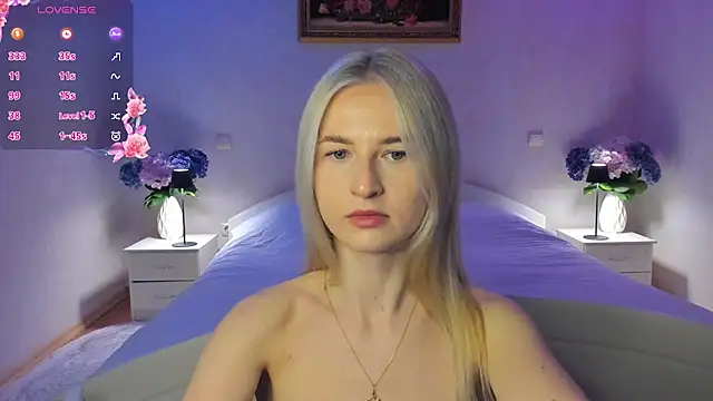 Snapshot of AnnaCarrera chatting on April 2026 08:34:01 PM AnnaCarrera online show from April 2026 08:34:01 PM
