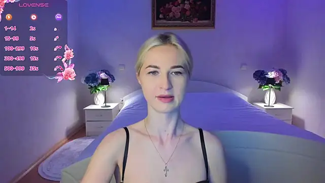 Snapshot of AnnaCarrera chatting on May 2026 07:41:01 PM AnnaCarrera online show from May 2026 07:41:01 PM