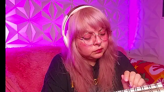 Satyn doll online show from January 2026 02:04:01 AM