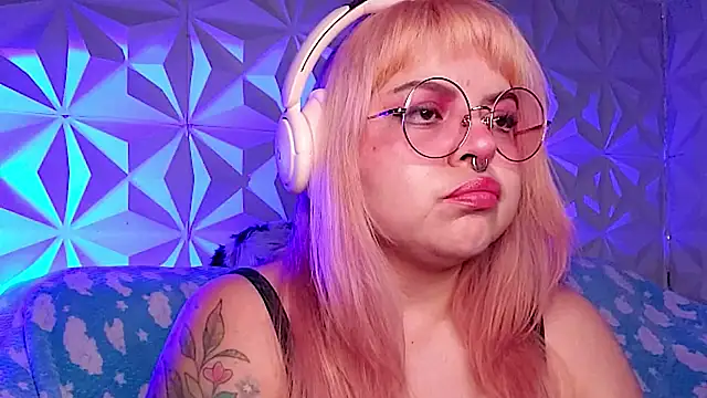 Satyn doll online show from March 2026 12:01:02 AM