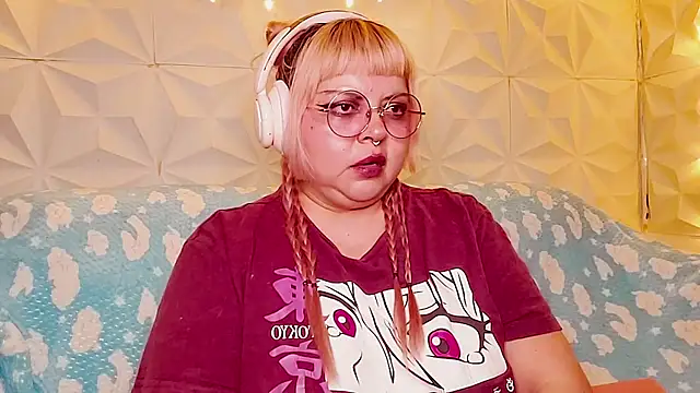 Satyn doll online show from May 2026 11:45:02 PM