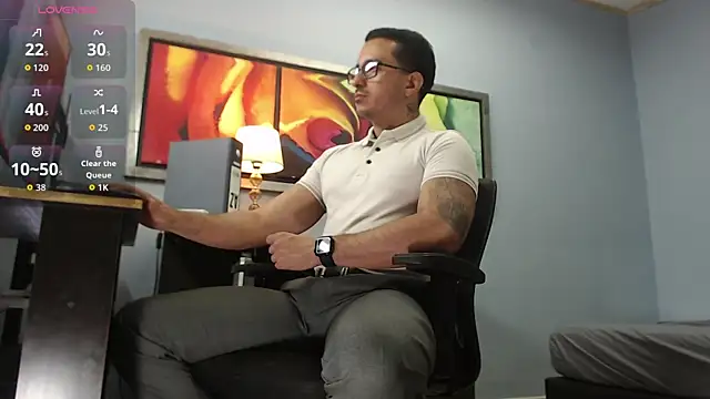 Snapshot of randyluke chatting on February 2026 07:40:01 PM randyluke online show from February 2026 07:40:01 PM