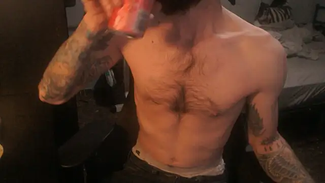 Snapshot of SexxxyLouis chatting on March 2026 10:37:01 AM SexxxyLouis online show from March 2026 10:37:01 AM