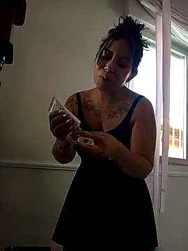 little susie online show from September 2025 07:56:02 AM