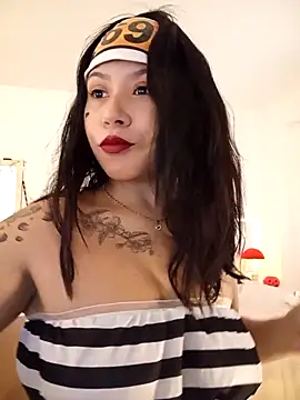 little susie online show from October 2025 09:44:01 AM