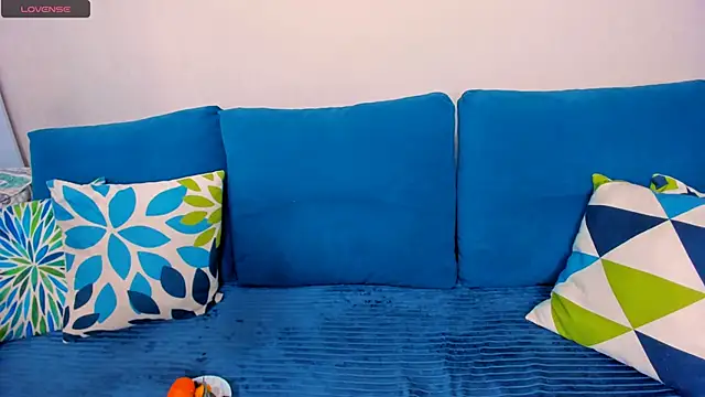 EllenMoore online show from November 2025 03:01:01 AM