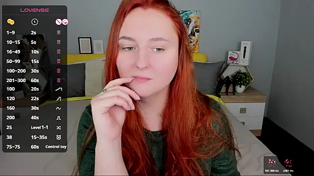 Snapshot of BabeLessi chatting on March 2026 04:33:01 PM BabeLessi online show from March 2026 04:33:01 PM