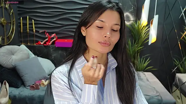 ErikaSoft online show from January 2025 06:03:02 AM